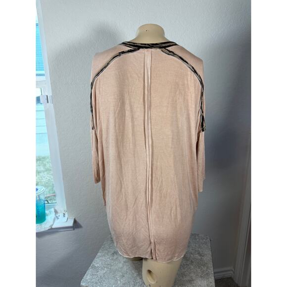 NWOT POL Blush Pink Hi Low Pocket Top Rayon Blend Large - Picture 2 of 11